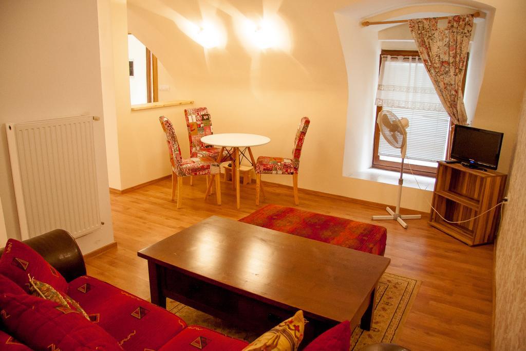 Bascarsija Apartments & Rooms Maribor Szoba fotó